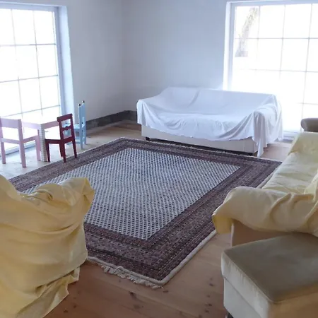 Gut Rattelvitz, Galerie F West Apartament *