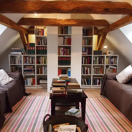 Apartament Gut Rattelvitz, Galerie F West