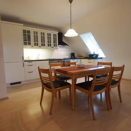 Apartament Gut Rattelvitz, Galerie F West